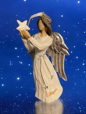 Willow Tree Looking Angel with Star "Hope"  Carved Resin Silver Wings